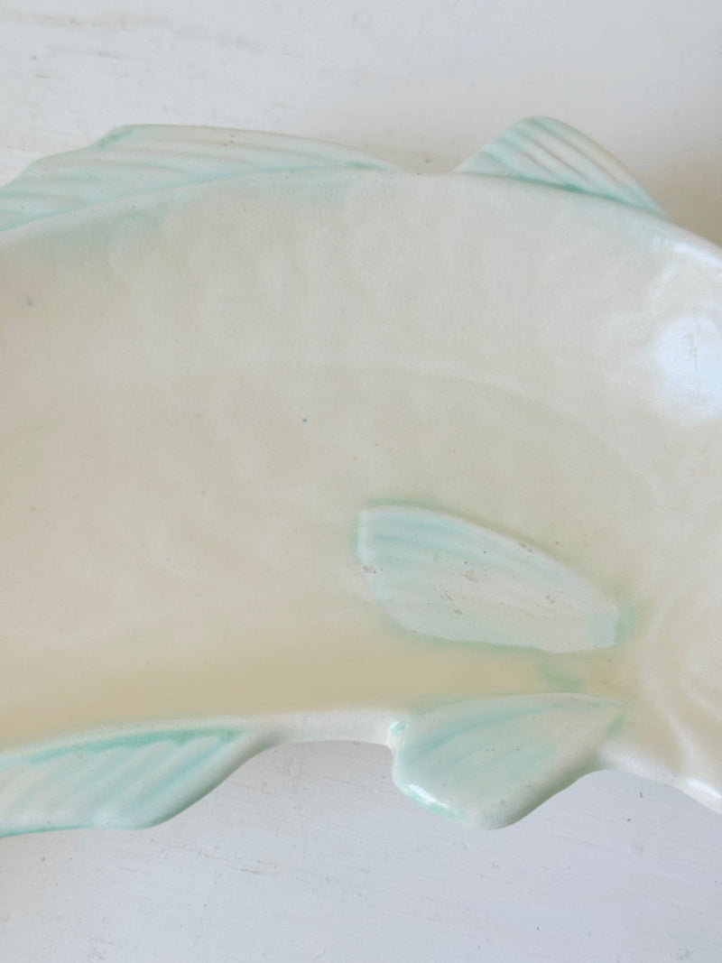 Vintage Shorter and Son fish serving dish in cream with pale green detail, photographed on a white surface
