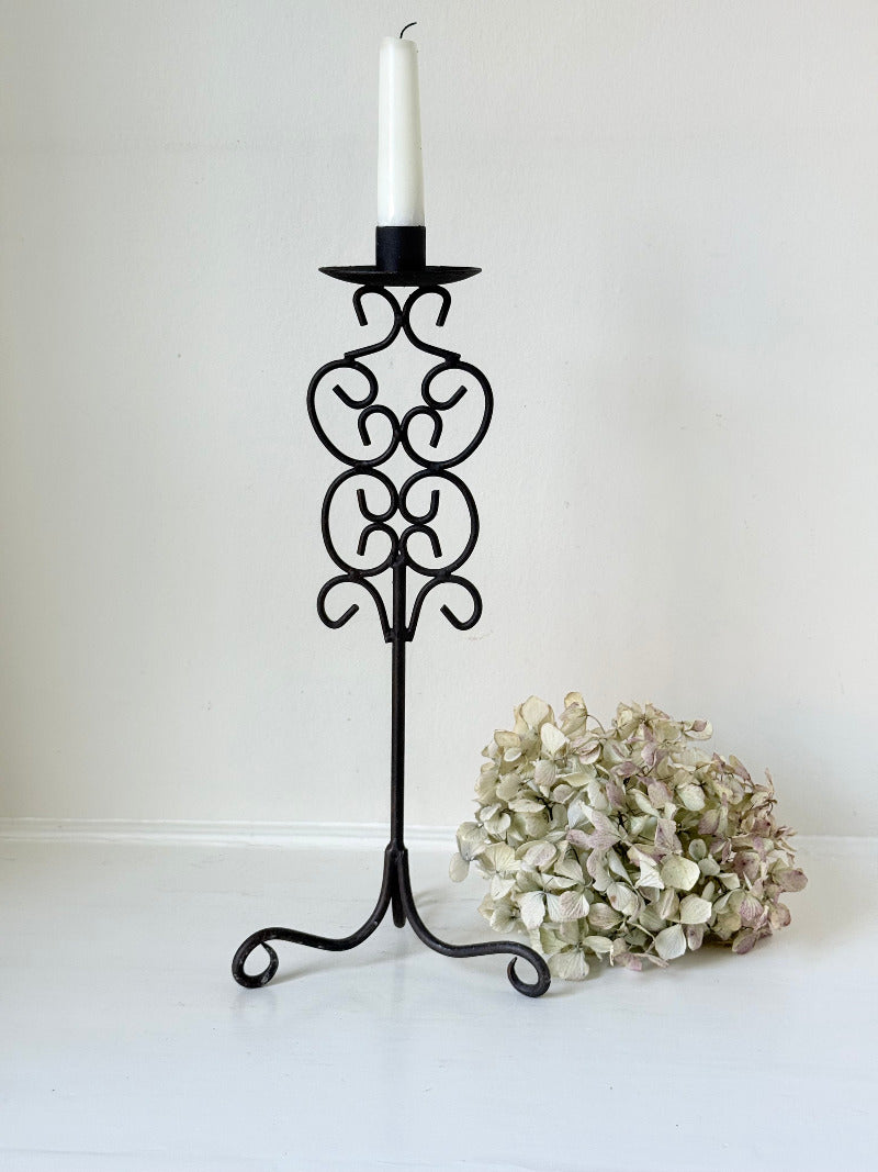 Metal candlestick