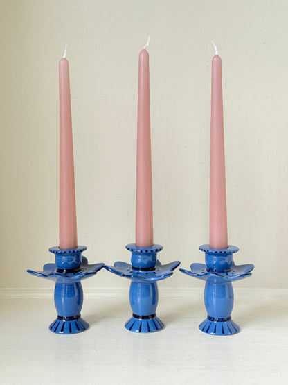 Trio of &amp;Klevering Amsterdam cobalt blue ceramic candle holders with hand painted detail and pink taper candles
