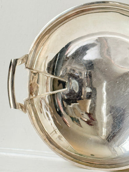Art Deco silver plate serving dish with stepped handles on a white surface, Goldsmiths and Silversmiths Company Regent Plate