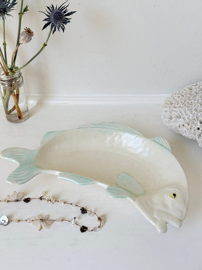 Vintage Shorter and Son fish serving dish in cream with pale green detail, photographed on a white surface