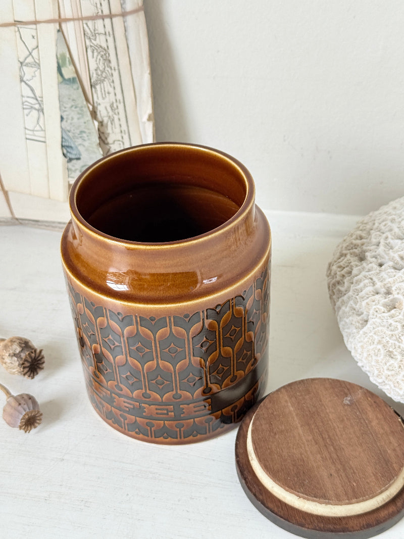 Hornsea Heirloom coffee storage jar in autumn brown stoneware with teak lid photographed on a white surface