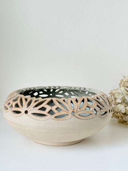 Studio pottery bowl 